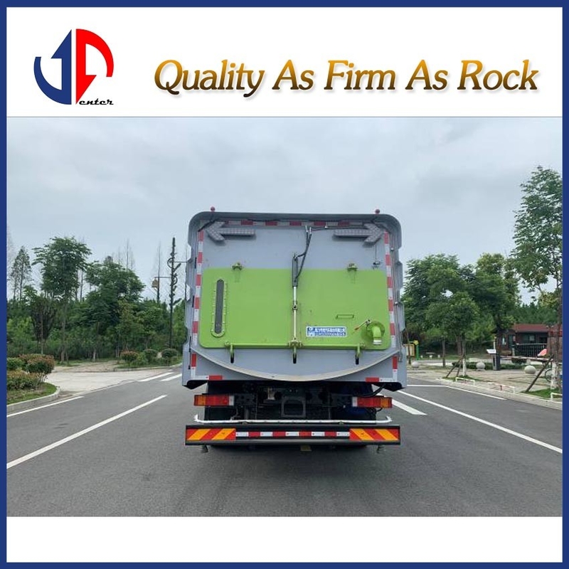 Road Sweeper (6x4) Drive tipe 6*4, LHD dengan power steering