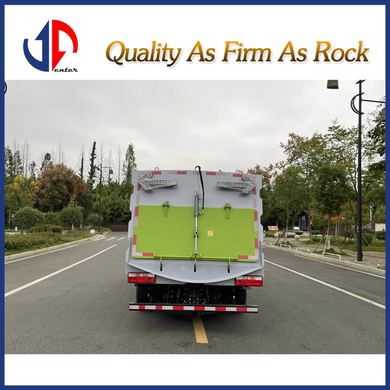 Road Sweeper (4x2) Drive tipe 4*2, LHD dengan power steering