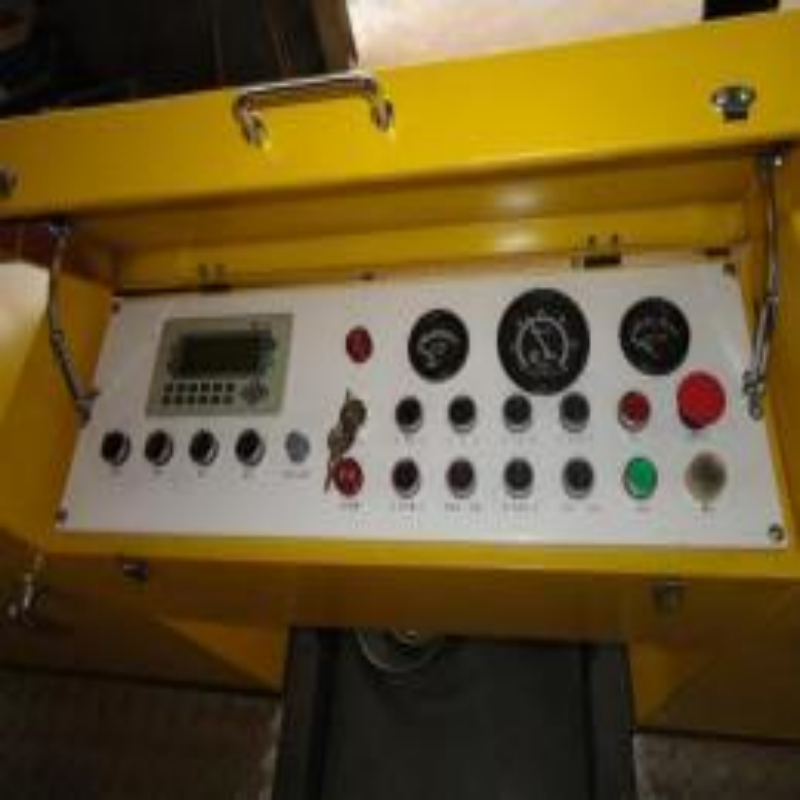 SRO-9600TFC Tipe Trailer Intelligent Micro Surface Paver, Slurry Seal Paver untuk pemeliharaan jalan aspal
