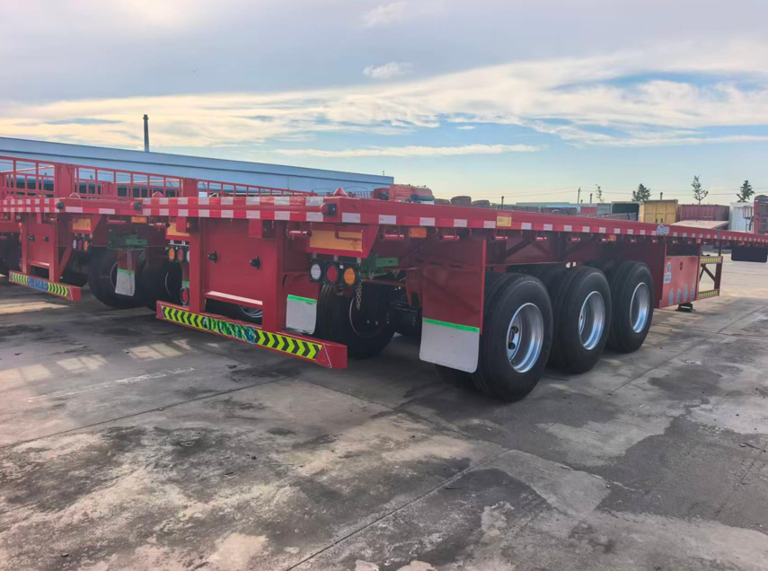 Trailer Semi-Flatbed Balok Lurus 3-Gandar 12,5 Meter Kustom Pabrik untuk Angkutan Kargo Kontainer Tugas Berat Dijual